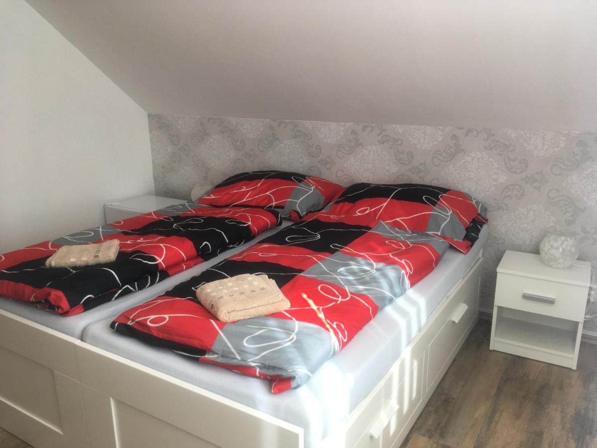 Ubytování Pod Mezu Hlohovec Esterno foto