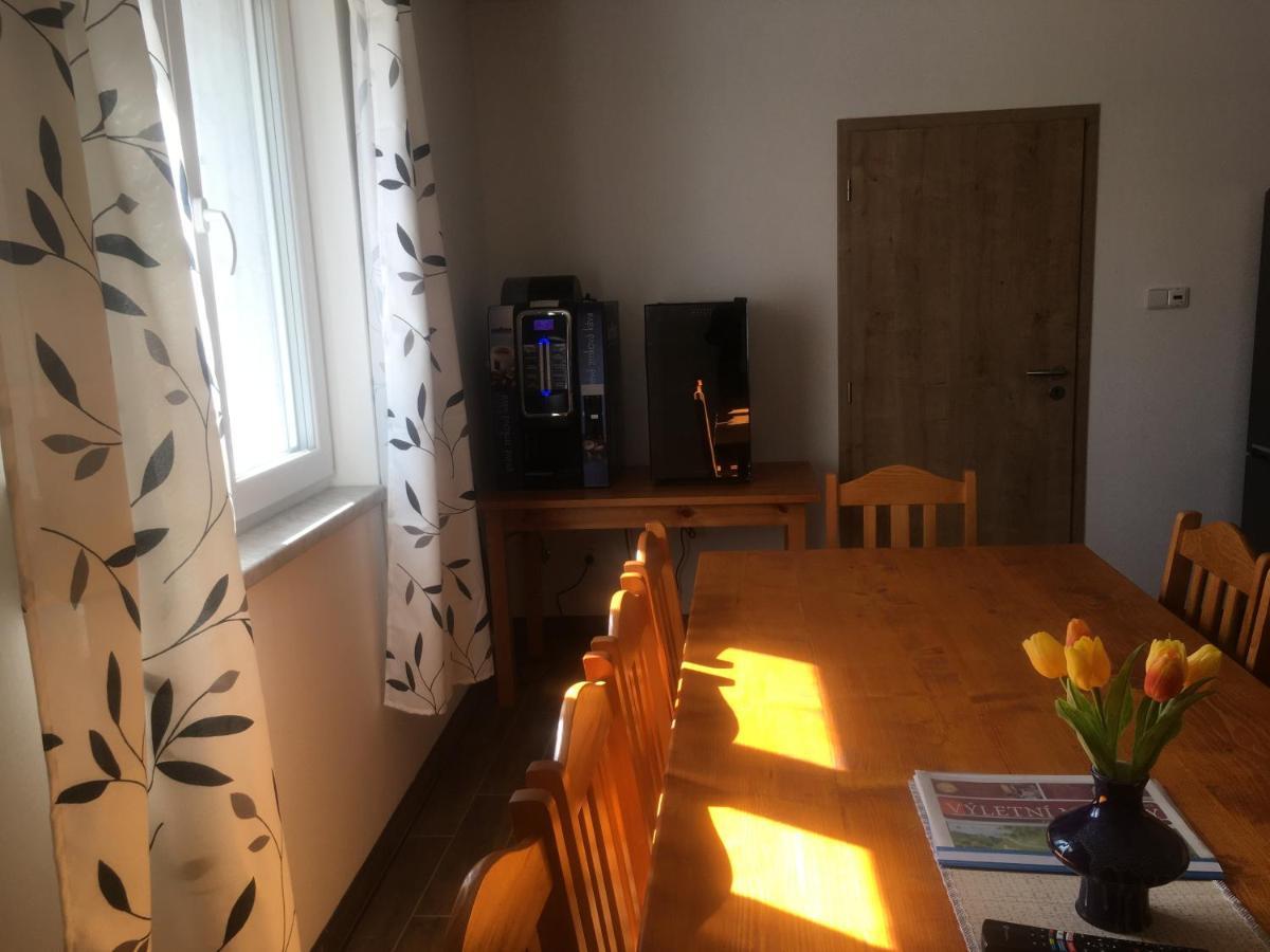 Ubytování Pod Mezu Hlohovec Esterno foto